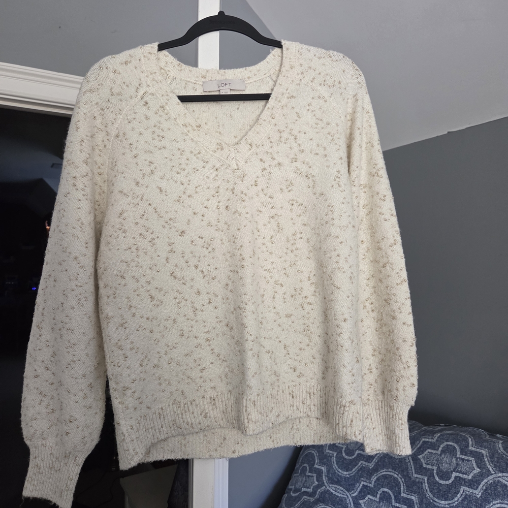 LOFT Speckled Cream V-Neck Sweater w/ Gold Accents